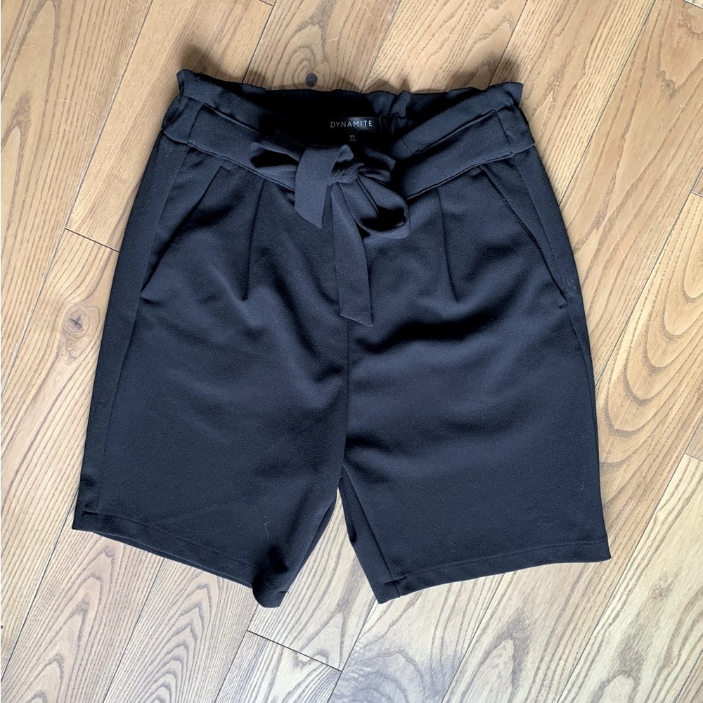 Dynamite Women's Black Shorts With Belt